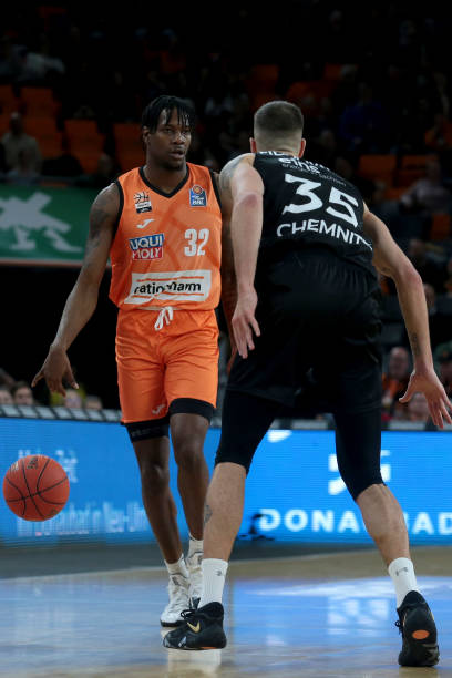 表现堪称典 表现堪称典